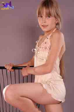 TinyModel,Jewel,Western Girl,Blonde Girl,JailBait,Preteen,Underage,Preadolescent